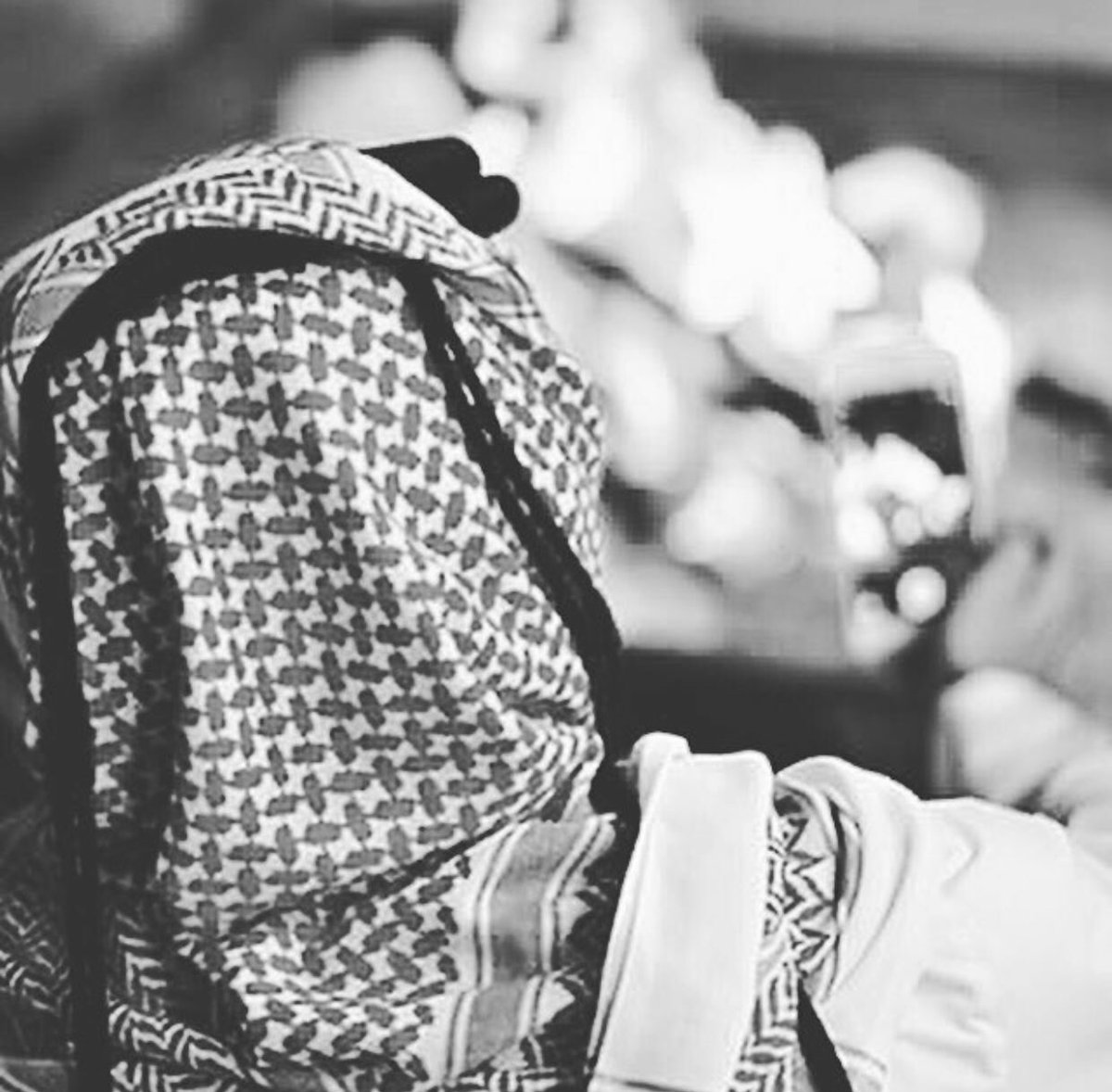 بِګرهِ تّعٌرفِّ وِشٍ خََّسرتّ 
وِمَنِ فِّقِدِتّ,وِمَنِ تّمَنِأّګ
#__بِحٌهِ خَفِّوِقِ