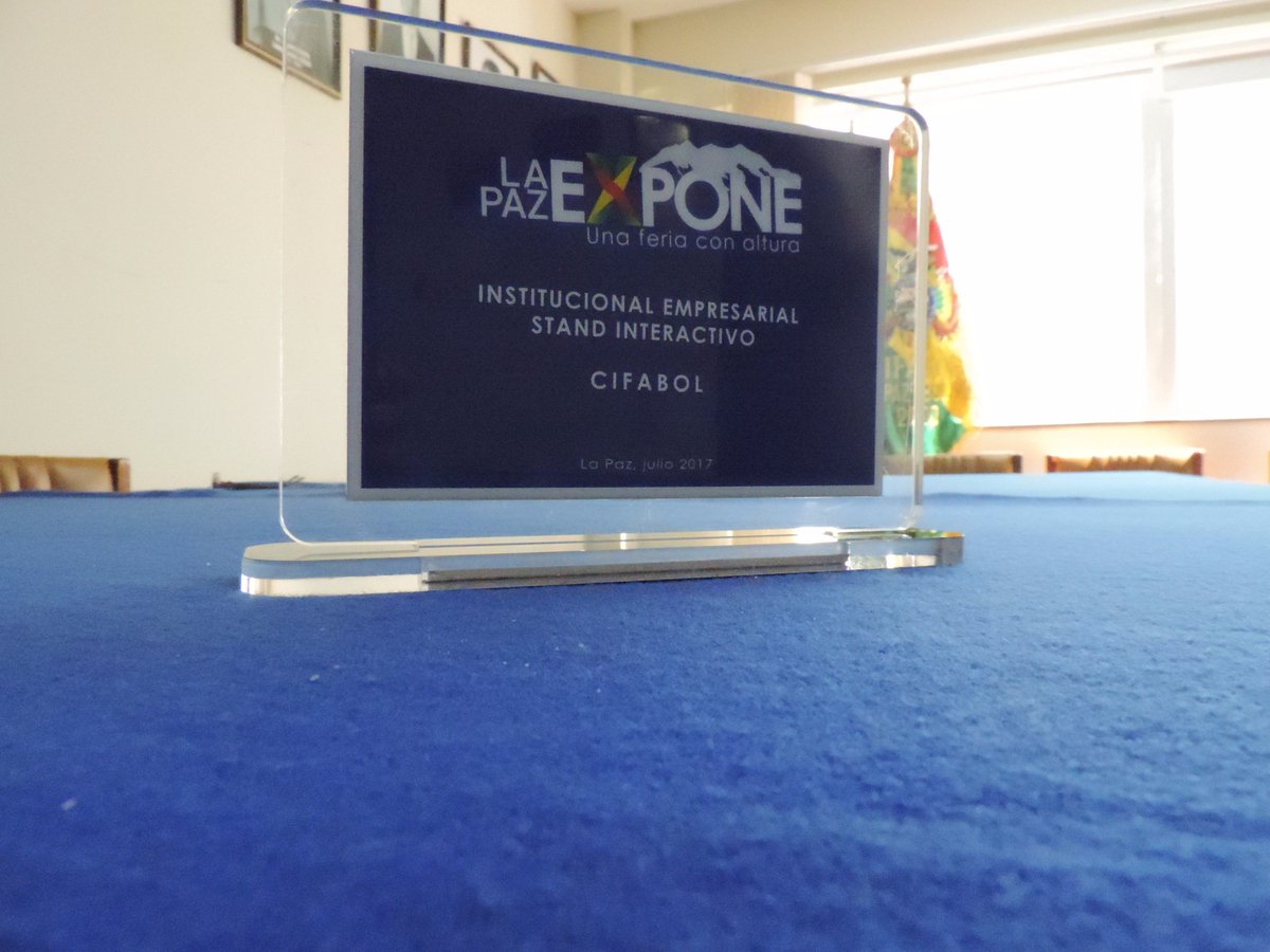 cifabol's tweet photo. Gracias al equipo de #cifabol y #miabuelanoloentiende ganamos el premio al mejor stand Institucional Empresarial Interactivo en #lapazexpone https://t.co/5pMOSqwYb4