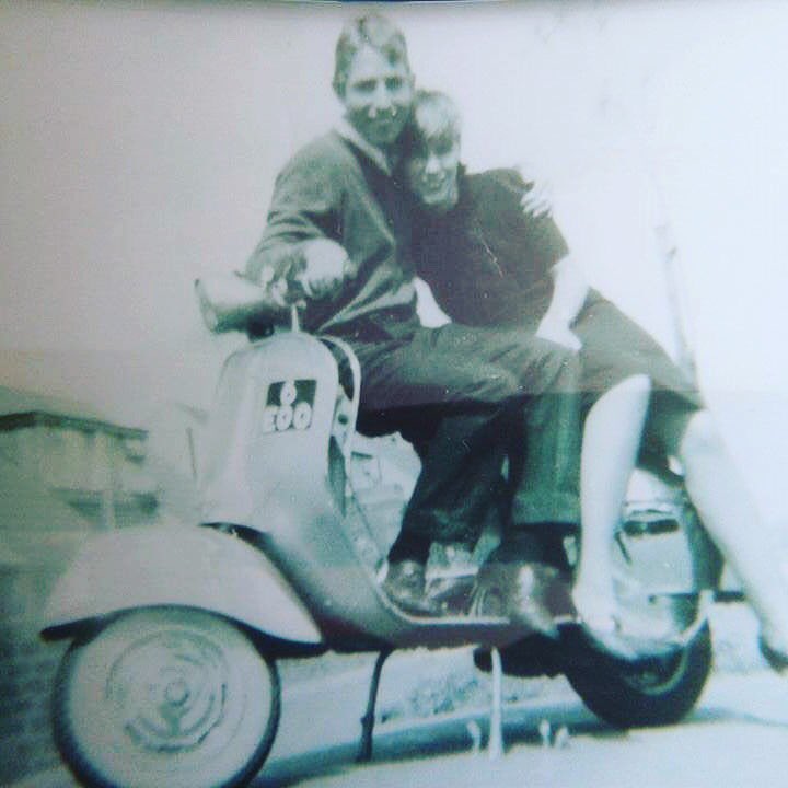 VintageUV's tweet photo. <--Mod Love--> #modlife #vespa #scooter #awayoflife #wearethemods #originalmods #mod #clothing #lambretta #scooters #modphoto @VintageUV https://t.co/mUkT5nEdz5