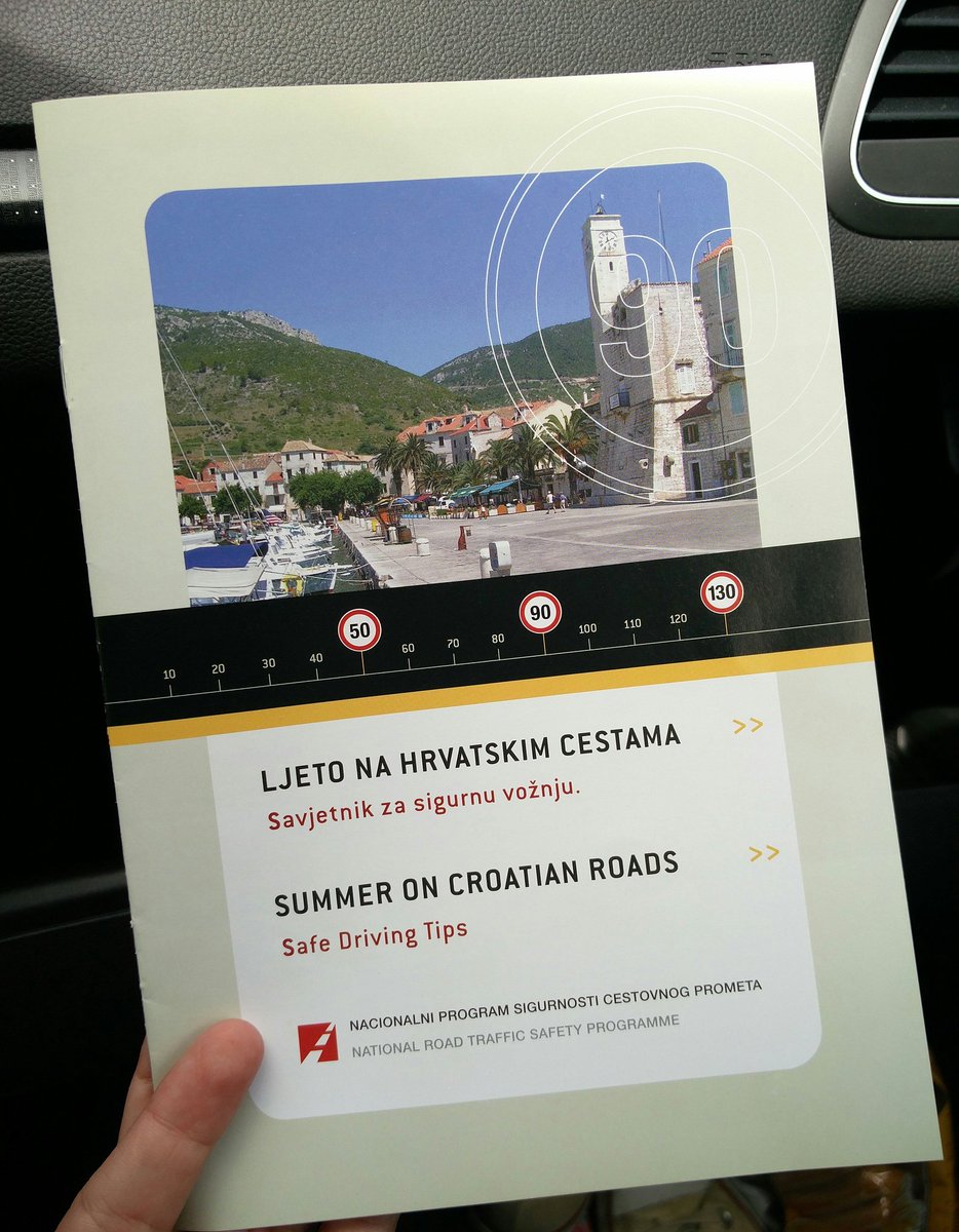 lisarouschop's tweet photo. Aan de grens informatie geven over het verkeer, een portie "border marketing" van Kroatië! https://t.co/zbUMpXAMGn
