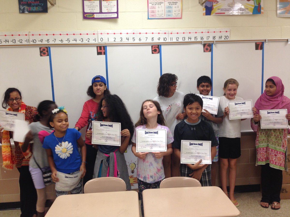 j_eisenberg87's tweet image. Ss @CatonsvilleMS proudly display their #megamath certificates of achievement - what an awesome summer! @BCPSMATH #ontothenextchallenge
