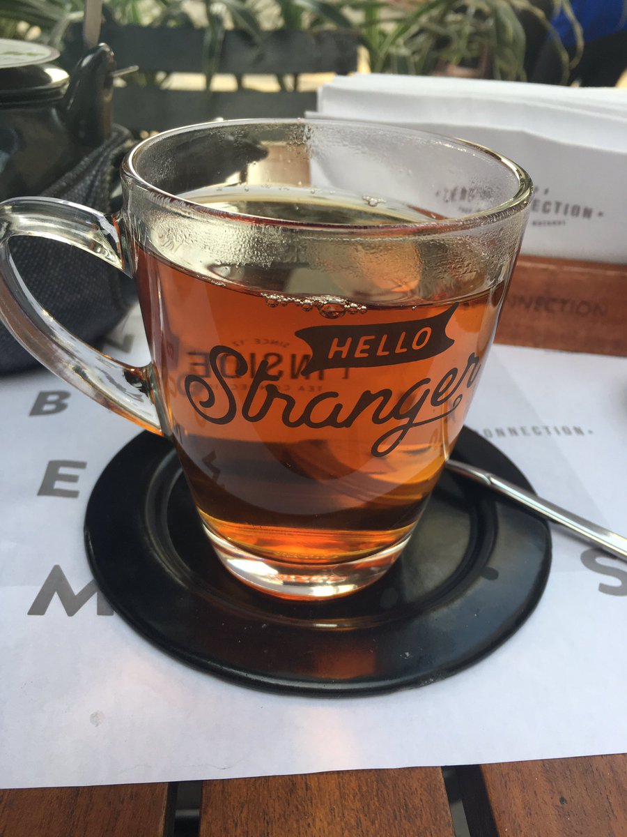 RocioGancedoOK's tweet photo. "Sin amor dejá, no hagas nada."
#Amor #LoQueDasVuelve
#HelloStranger 👋🏻💋 #TeaConection ☕️
☀️Hermosa Tarde! 😇♥️#Viernes https://t.co/G2fSEdWDrS