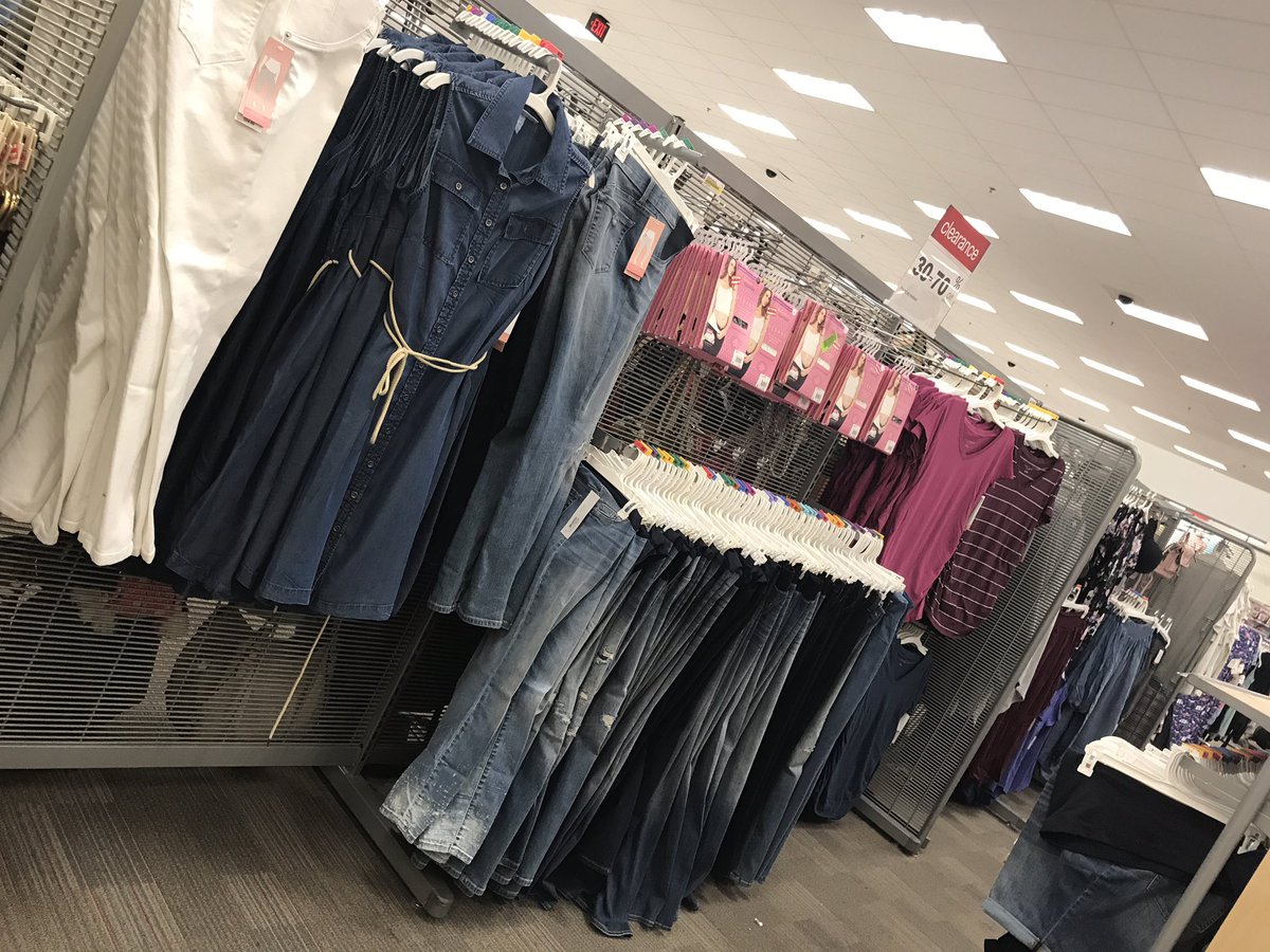 JessMariex1031's tweet photo. #Isabel #Maternity #Stylish #Remerched #DrivingSales #OneTeamOneDream https://t.co/oVBa6aS2tv