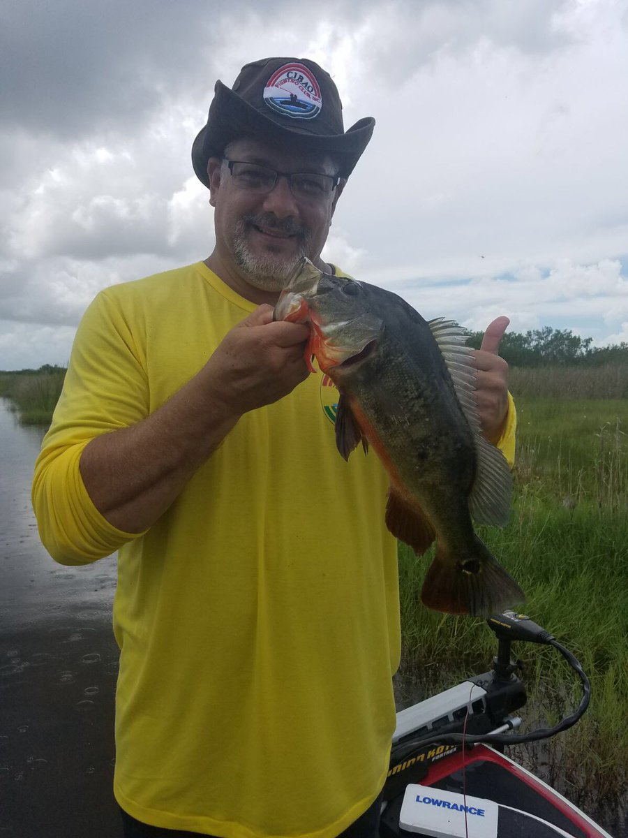 HI3K__'s tweet photo. @alvarez_yoan @BassFishnTips @BassProShops @AnaMariaGuzman2  @skiff_life @fishingtimeus @samanthalgay #cibaofishingclub #bassfishing  💪💪😘 https://t.co/zTVFhoDf1j