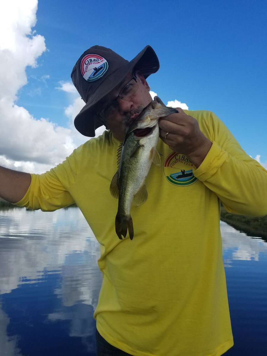 HI3K__'s tweet photo. #bassfishing @alvarez_yoan @BassFishnTips @BassProShops #miami #vacation #cibaofishingclub https://t.co/xI2PMQO6HC