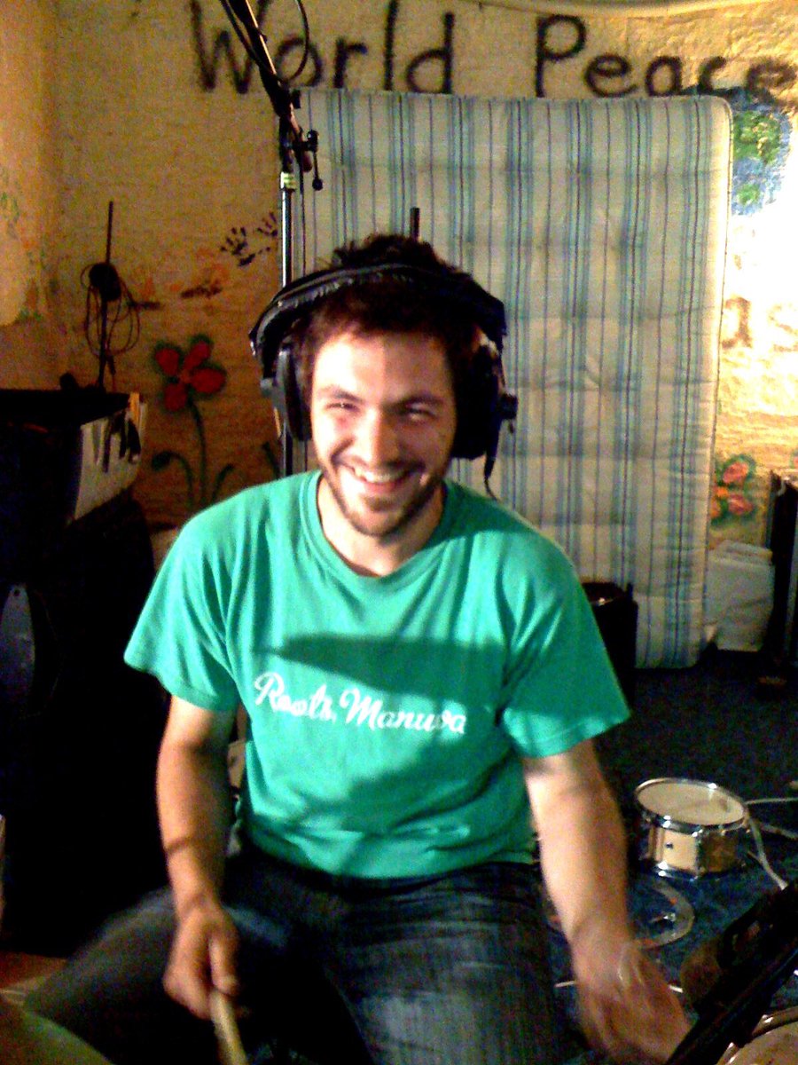 TheHuxCapacitor's tweet photo. Just introducing @alex_cromarty to @invisibleflock via my old photo stream. #bringthehappy #britishcouncilkz https://t.co/dDtWXzOmaw