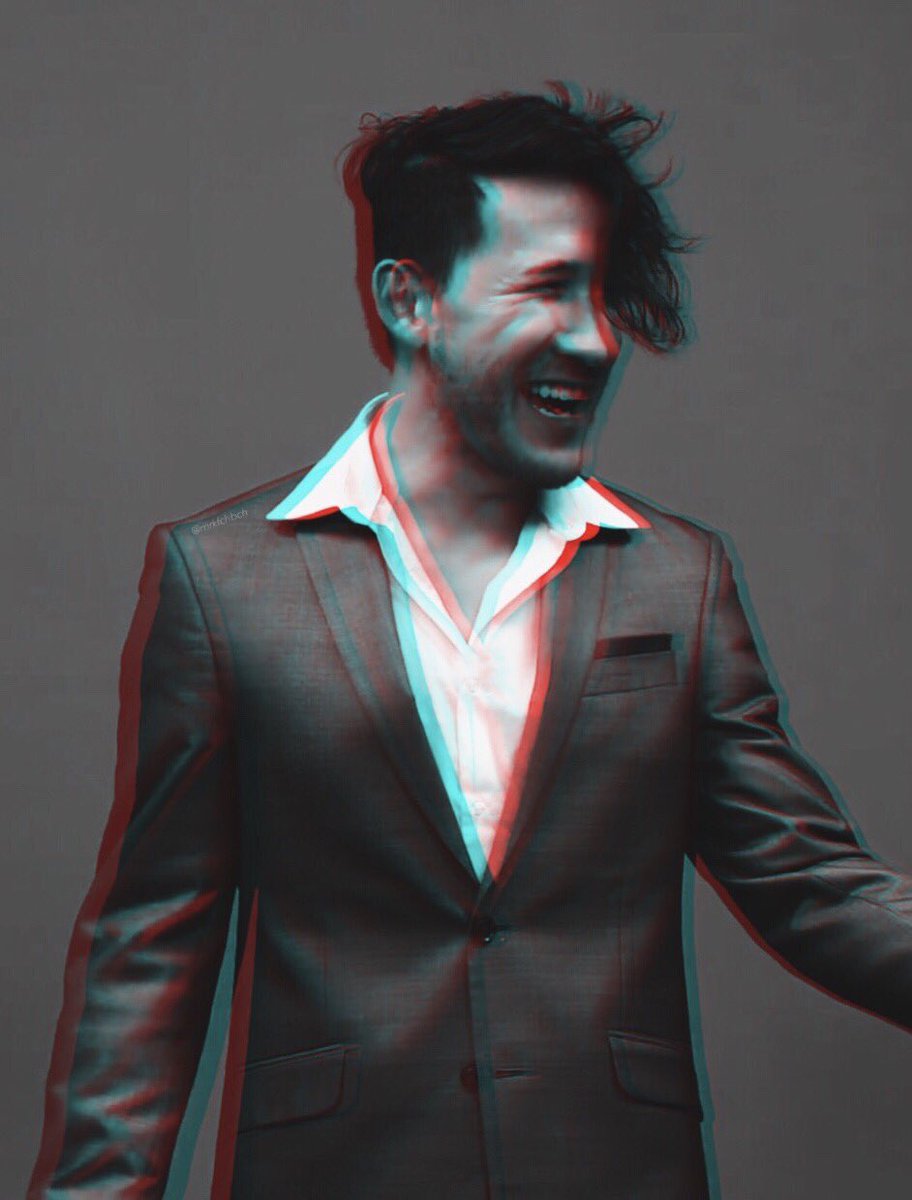 levishotwheels's tweet photo. aw look at our favorite dark boy smiling :) (thanks for the inspo @ghostlymark ❣️) https://t.co/B00dlQLbrb