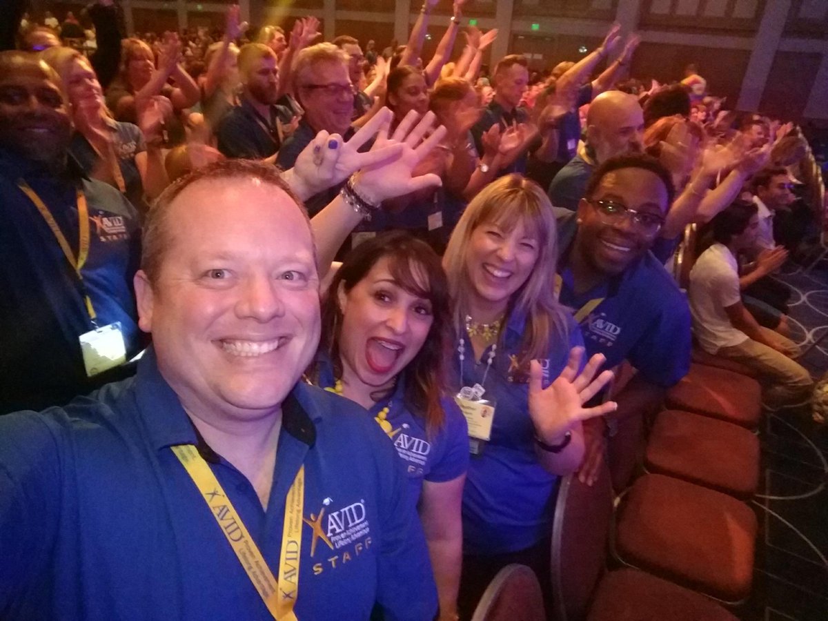 hdragoo's tweet photo. #avidcrt  crt family #dontstopbelieving amazing Minneapolis general session https://t.co/ICPqKFdd7T