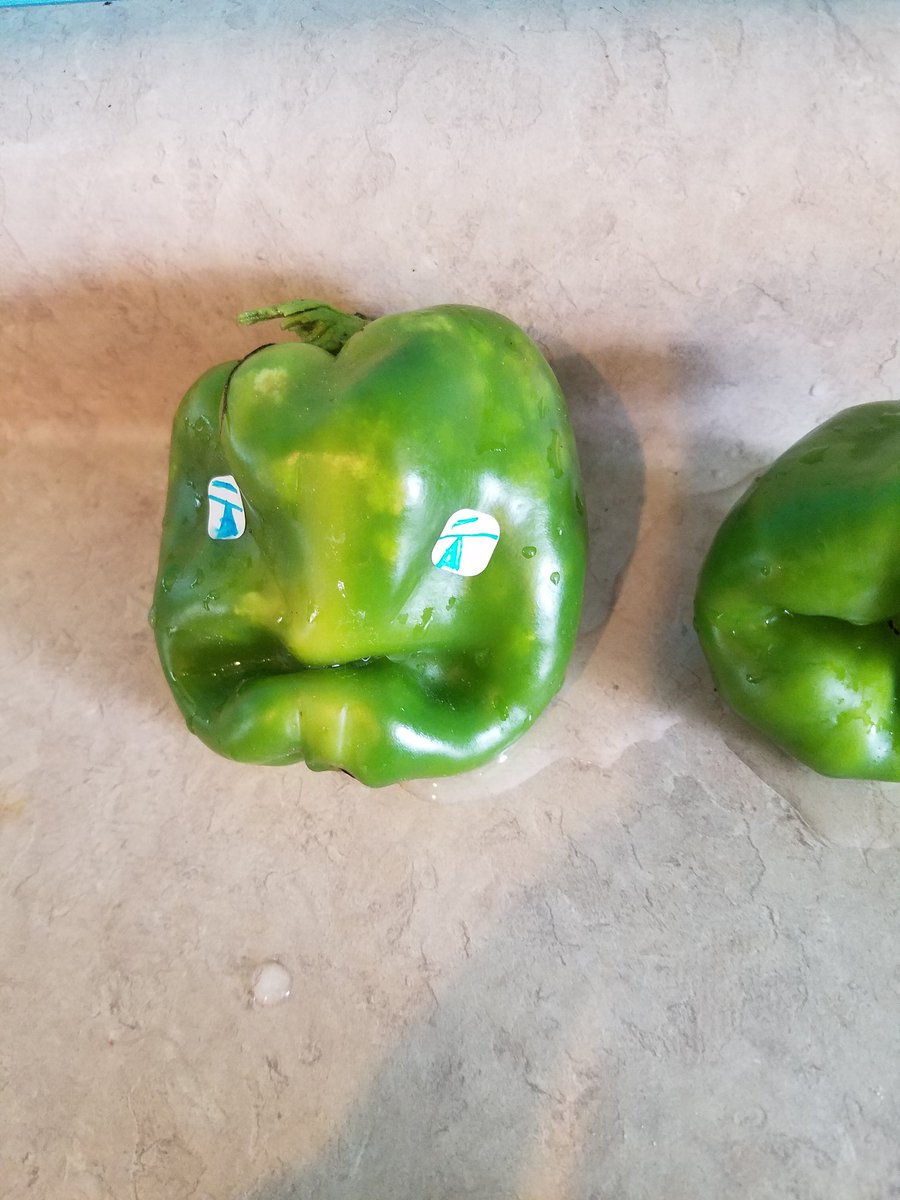 davancharlene's tweet photo. #angryLittleVeggie https://t.co/D3JUGjQDxc