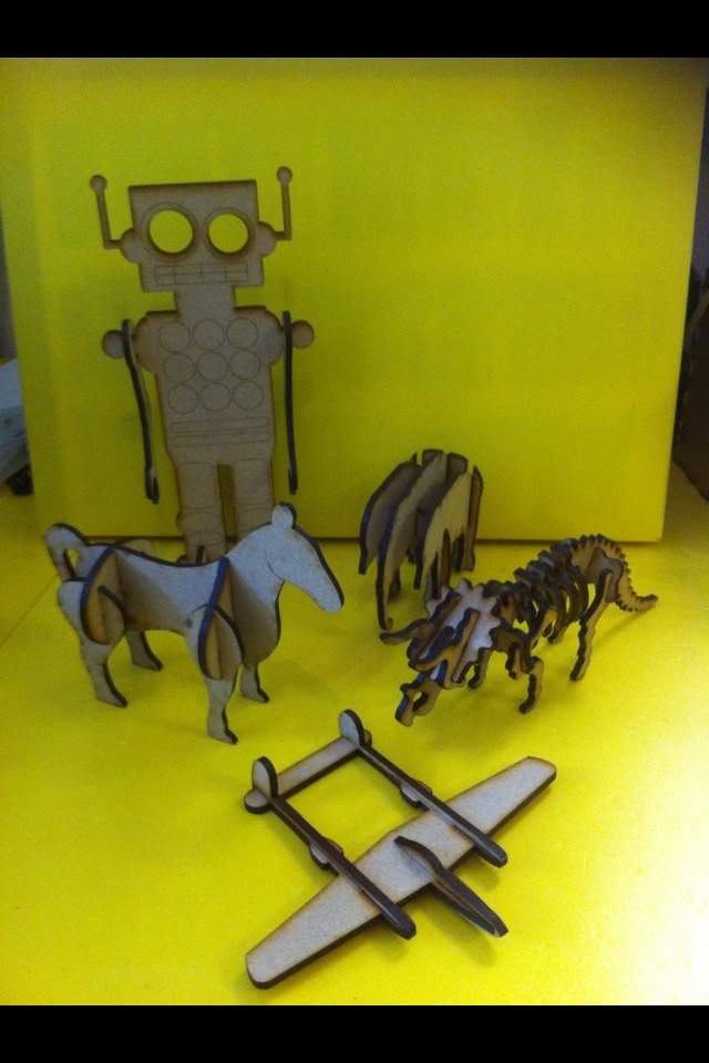 _DigiHaus's tweet photo. Join @_DigiHaus workshop #toyfactory tomorrow @ImaginationLdn #ioimakerfaire https://t.co/jQoYt4mRAj