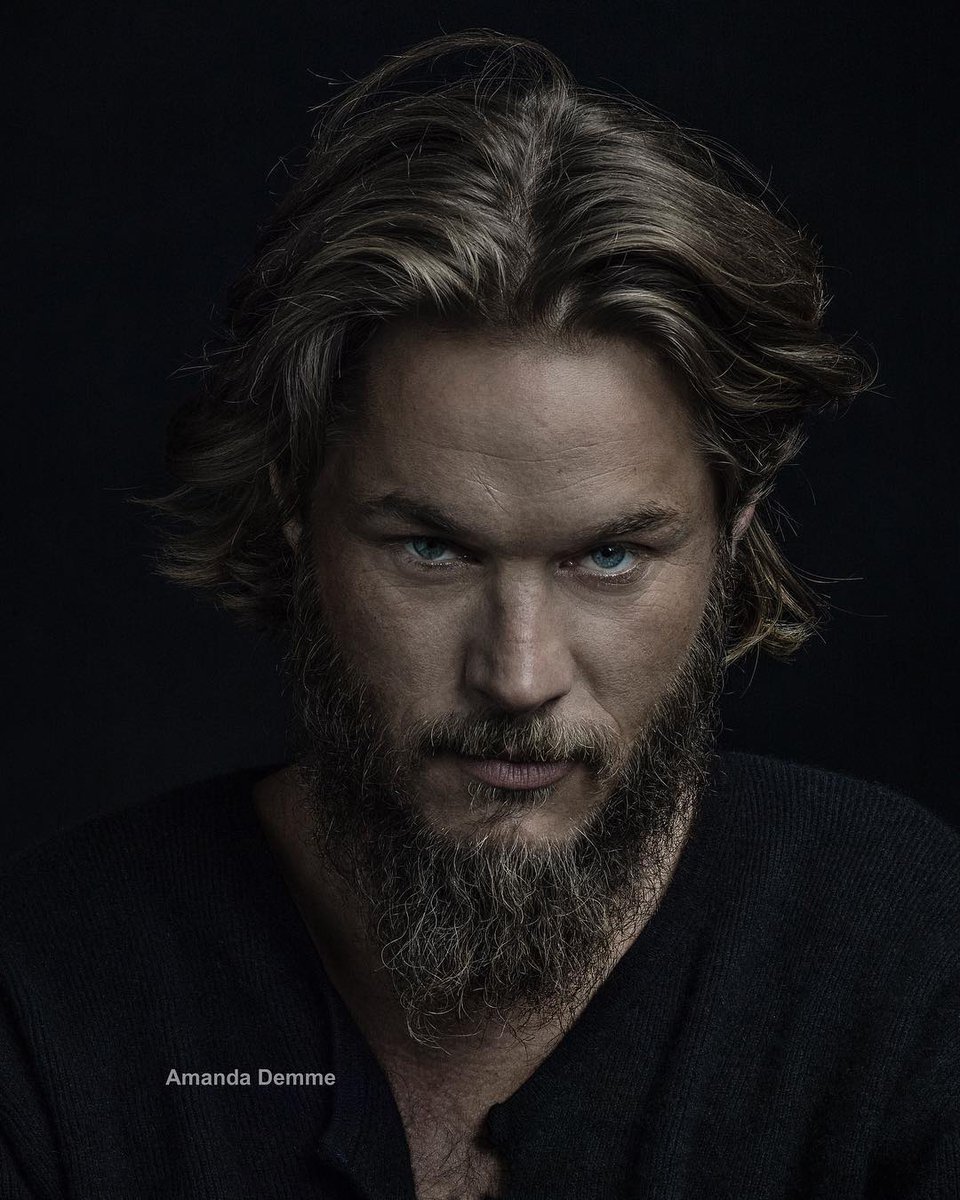 It's #Friday! Have a great weekend, warriors! #TravisFimmel (shot by #AmandaDemme)
