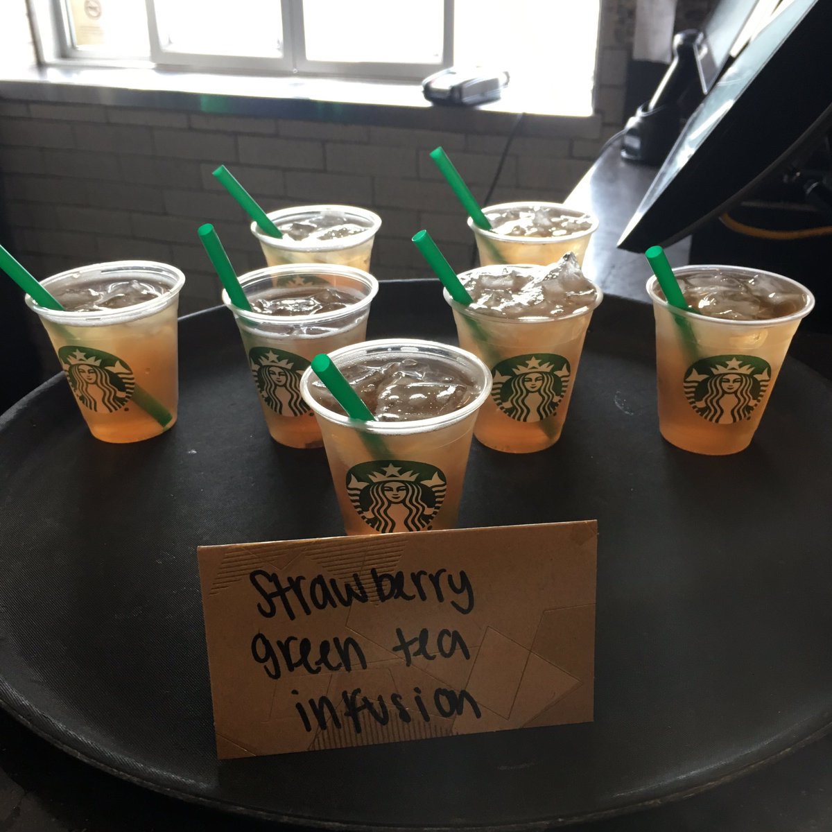 Parma Starbucks tweet media