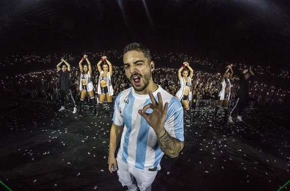 HeatSamii's tweet photo. Maluma realizará una gira por Argentina con seis grandes shows https://t.co/C1NjFlr3rU https://t.co/mef5iXbcjF