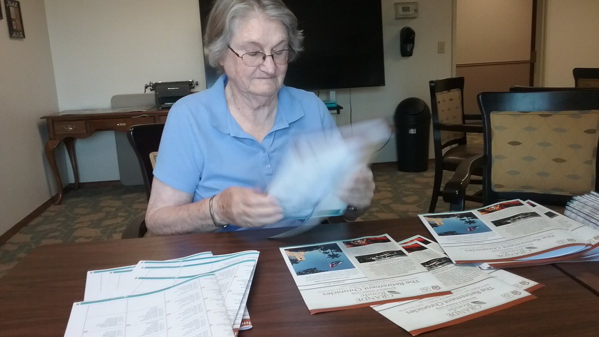 granderondeLEC's tweet photo. Once a month "Information Preparation" and these ladies are always wanting to help! This never gets old! #FrontierCulture https://t.co/MrcMeOChZ4
