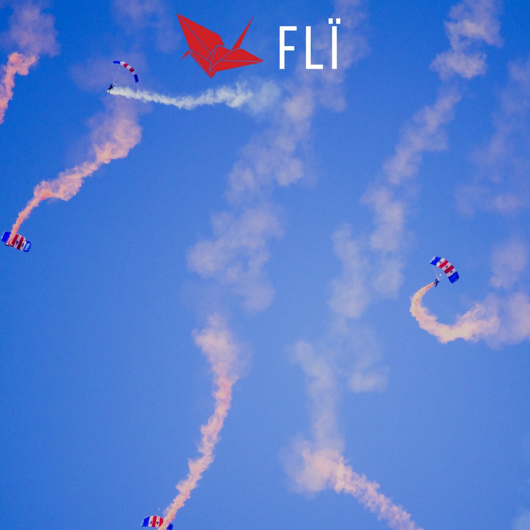 fliproducts's tweet photo. #FLIhigh and touch the sky this weekend! #tgif #fliproducts #colorado #cannabis #thc #vape #dabs #terpenes https://t.co/NKbcnRlKAf