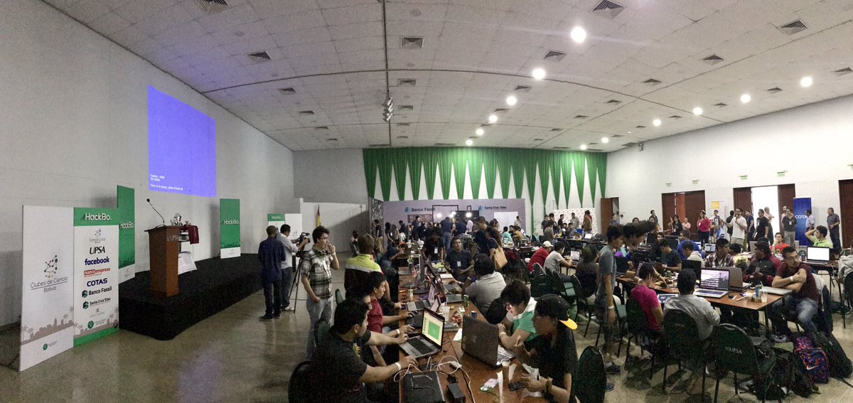 alejandroarcej's tweet photo. En @UPSABolivia todo listo para la premiacion de las iniciativas ganadoras de #HackBo @ICESantaCruz abrió sus datos para esta gran proyecto https://t.co/D9tkojGbes
