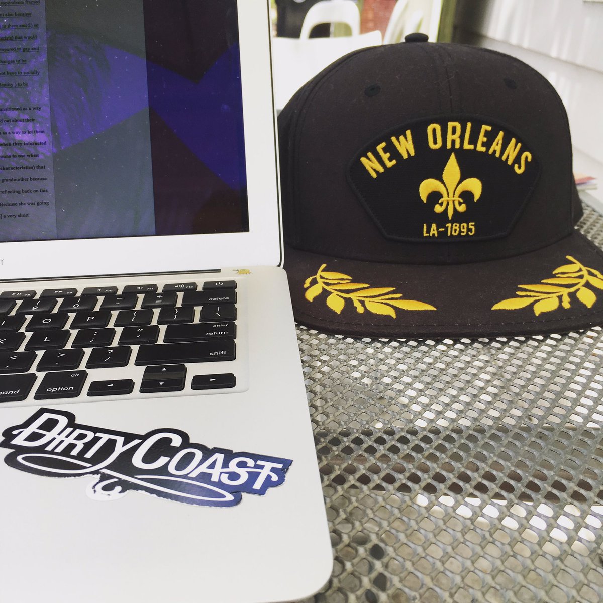 tristenkade's tweet image. #writingmachine #coffeeshopadventures