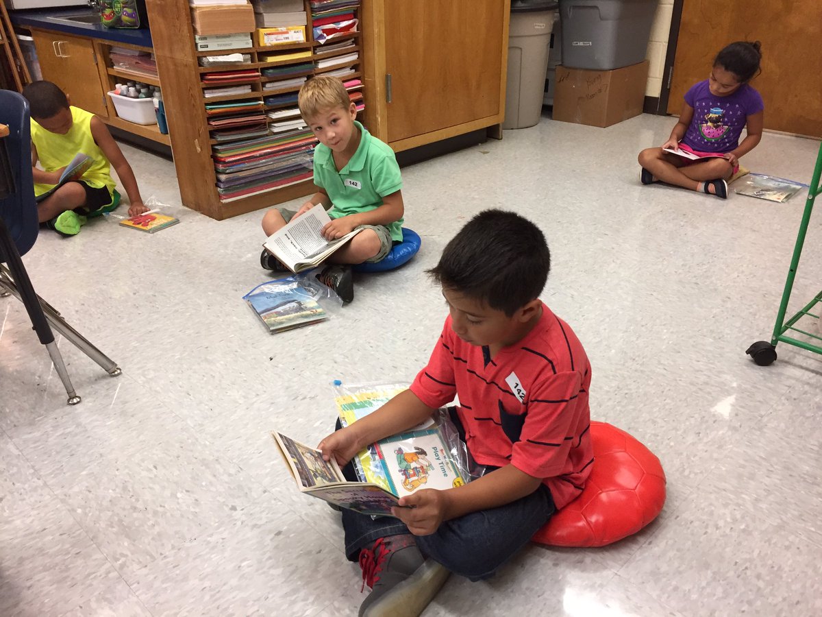 tjmy717's tweet photo. Read to Self started off well! Thank you Kindergarten teachers for a great foundation. @HeardMixon https://t.co/TweyAnFqqE