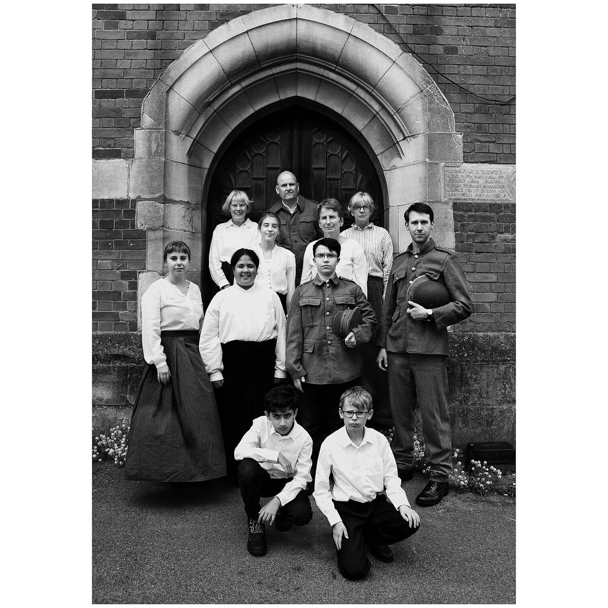 JulianDHughes's tweet photo. Fantastic performance this eve by the cast of #presentlocationuncertain by @SarahStDirector @SarahELewis_ #ww1play #changinglives https://t.co/x48WzRtiAo