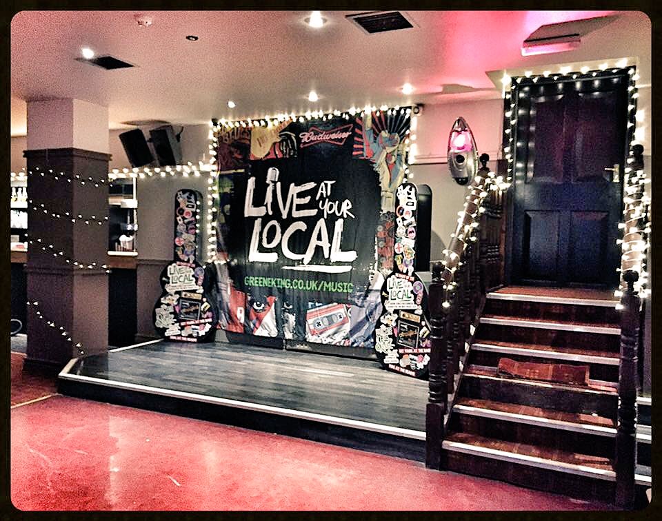 deanfranklinuk's tweet photo. Stage all set for the competition I'm in on Sunday, singing my own songs, for a chance to go through to the final at the O2 in London 😰😬 https://t.co/LjBJrBNt5x