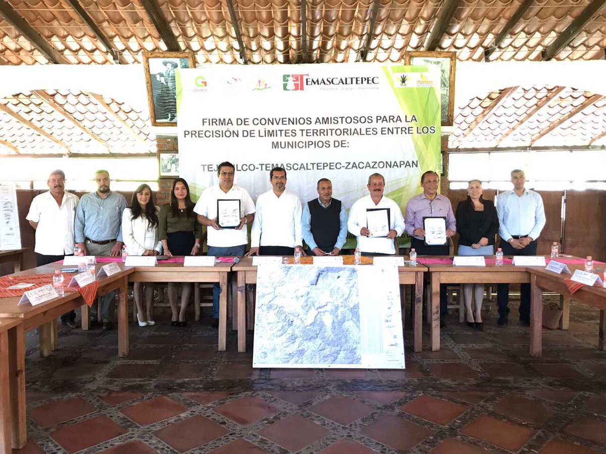 DalilaEspinoz18's tweet photo. Firma de convenios amistosos de límites territoriales entre Tejupilco-Temascaltepec-Zacazonapan https://t.co/8VtCQwGxi9
