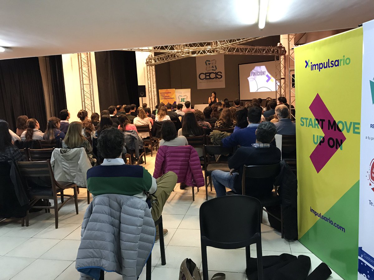 impulsario's tweet photo. @amartinezrojas contándonos por qué la innovación es creatividad + implementación #impulsarioInnova https://t.co/OZ5CLlvnzU