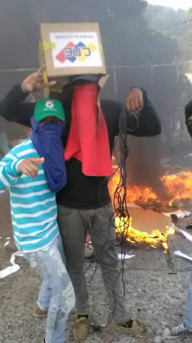 Ver imagen en Twitter Ver imagen en Twitter