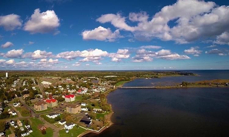 EtoileNB's tweet photo. La course Clarence Bastarache reprise par la Ville de Bouctouche https://t.co/ssqlG5ASvn https://t.co/VGrdmRyS0a