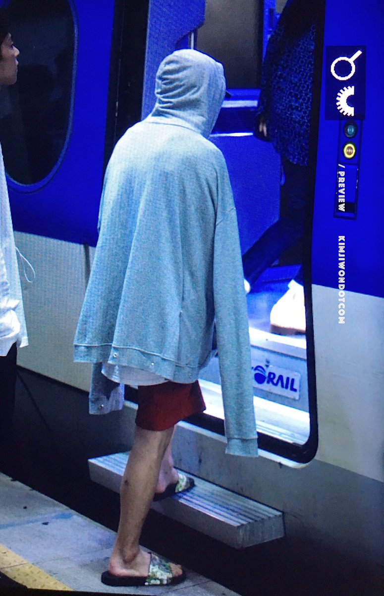 19951221_com's tweet photo. 170729 Preview 2
#바비 #bobby #김지원닷컴 https://t.co/3lDLx8i8qB