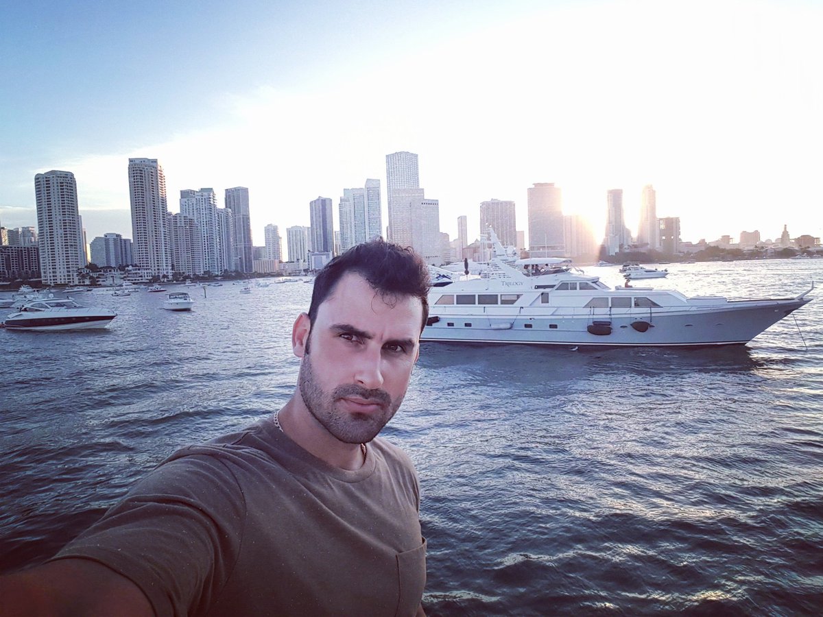 edupastranapapi's tweet photo. 🛥🛳⛴🚢⛵ https://t.co/1VaWZK5GFu