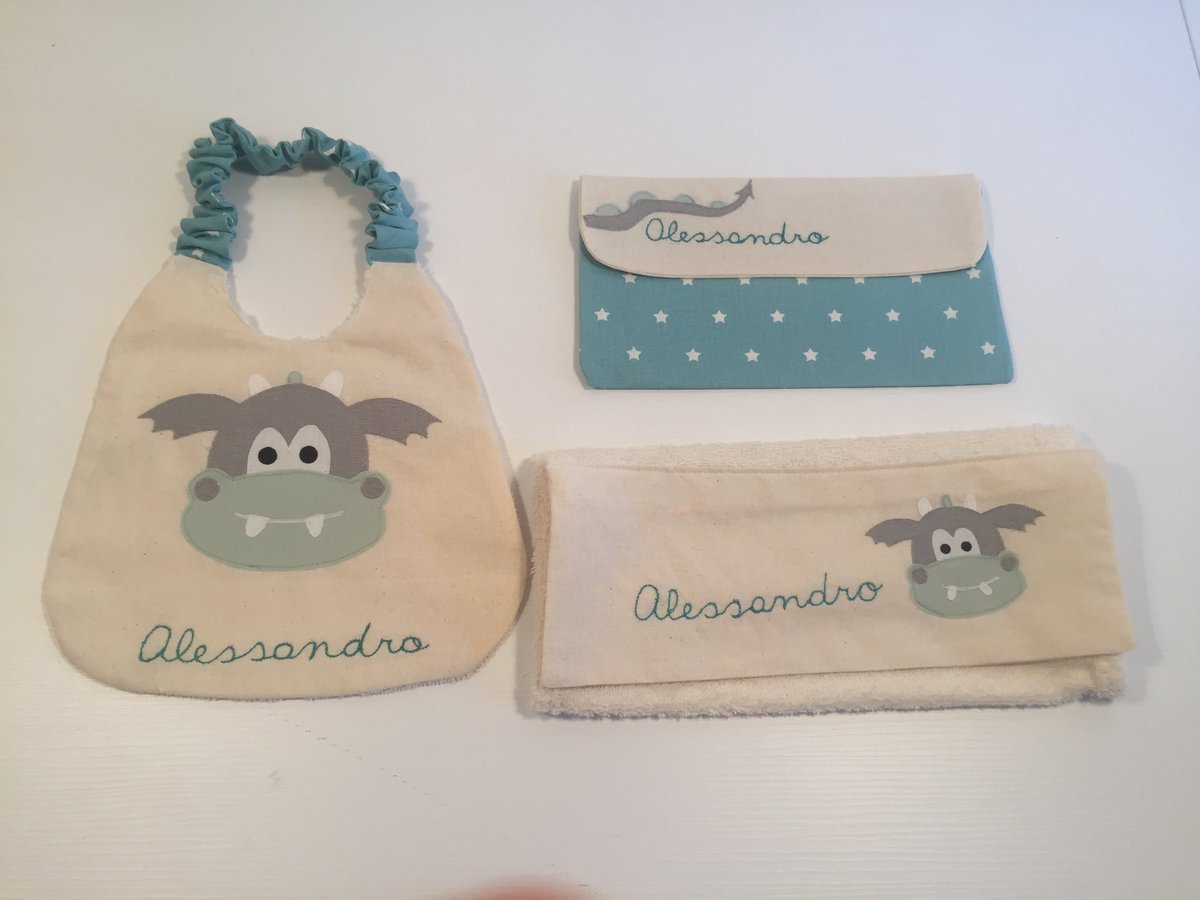 stellineapois's tweet photo. Il laboratorio sta per chiudere. Restano aperti gli ordini ma se volete assicurarvi il vostro #setasilo vi consigliamo di prenotarlo 😊 https://t.co/eWAeVD1Ugk