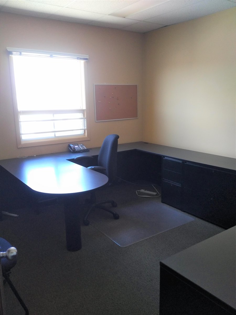 district_53's tweet photo. We are selling some of the office furniture. $100 desk; $20 for book shelves and filing cabinets @district_53 kelly@district53.ca https://t.co/une4cFZ0ap