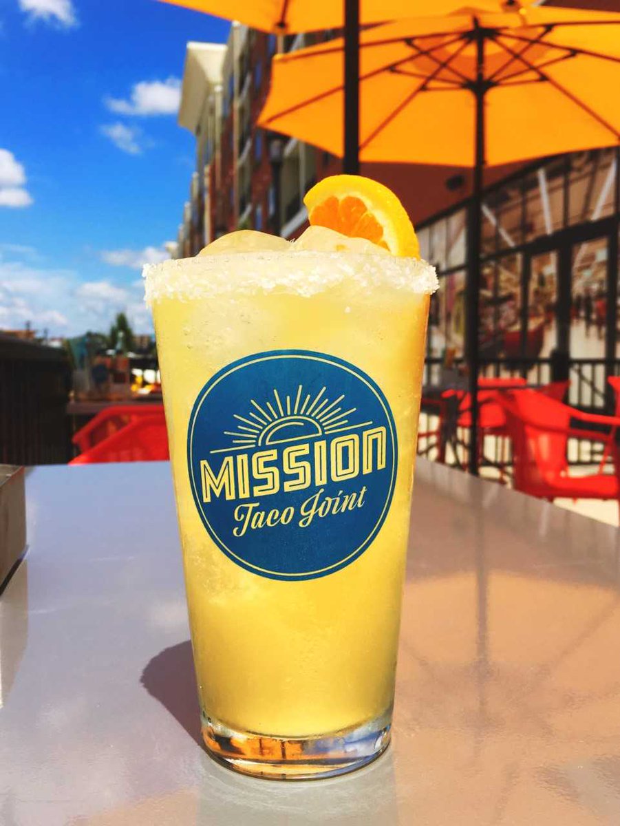 PitchStreet's tweet photo. Can't wait to sip out of that salt-rimmed pint: @MissionTacoKC will feature its classic house margarita at #margwar! https://t.co/qbaC42icAA https://t.co/ppnzdAFkmb