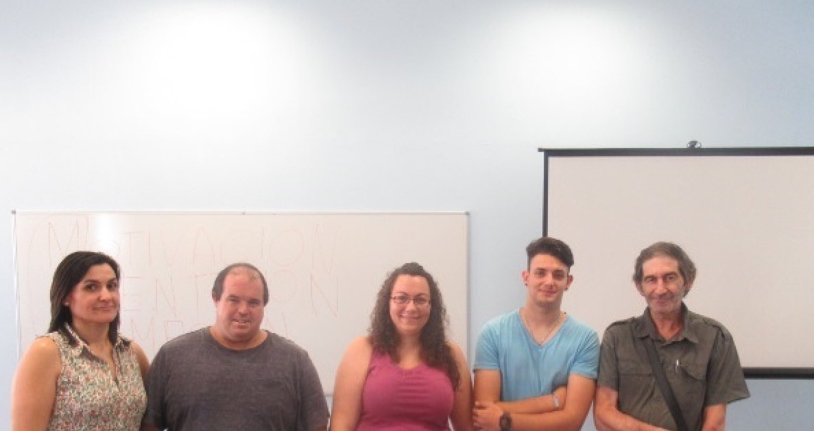LanzaderaCS2017's tweet photo. Charla asociación parados de Castellón. @Asopar_CS https://t.co/fv6UmaL1yp