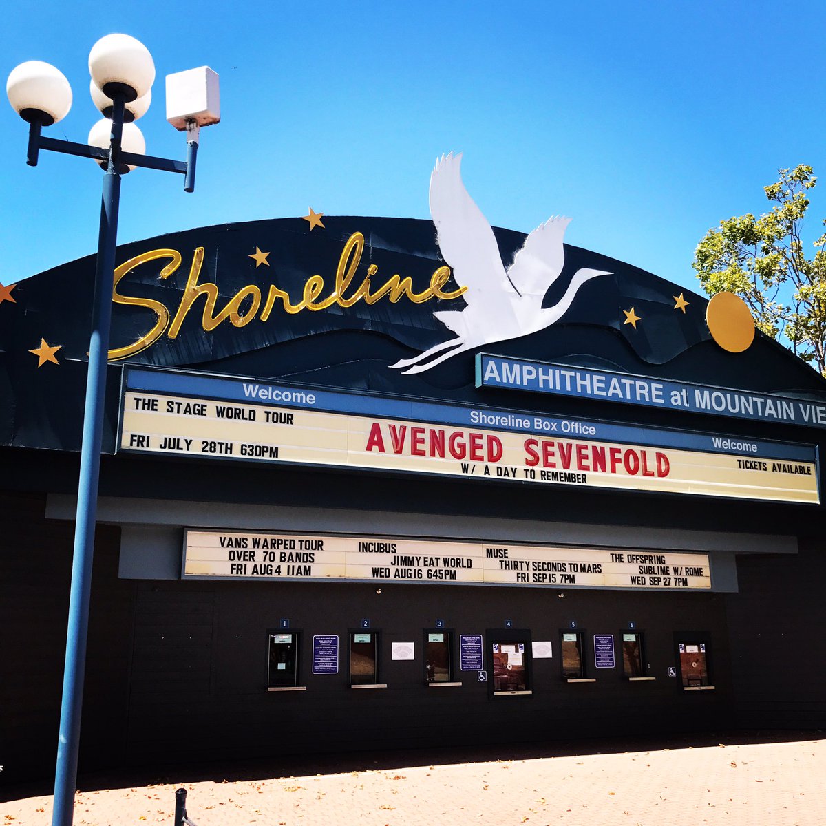 TheOfficialA7X's tweet photo. #thestageworldtour Tonight in Mountain View. The sky's are clear, the weather is perfect. Whose coming out?! 📷:@rafacore https://t.co/LL4CFVRHhl