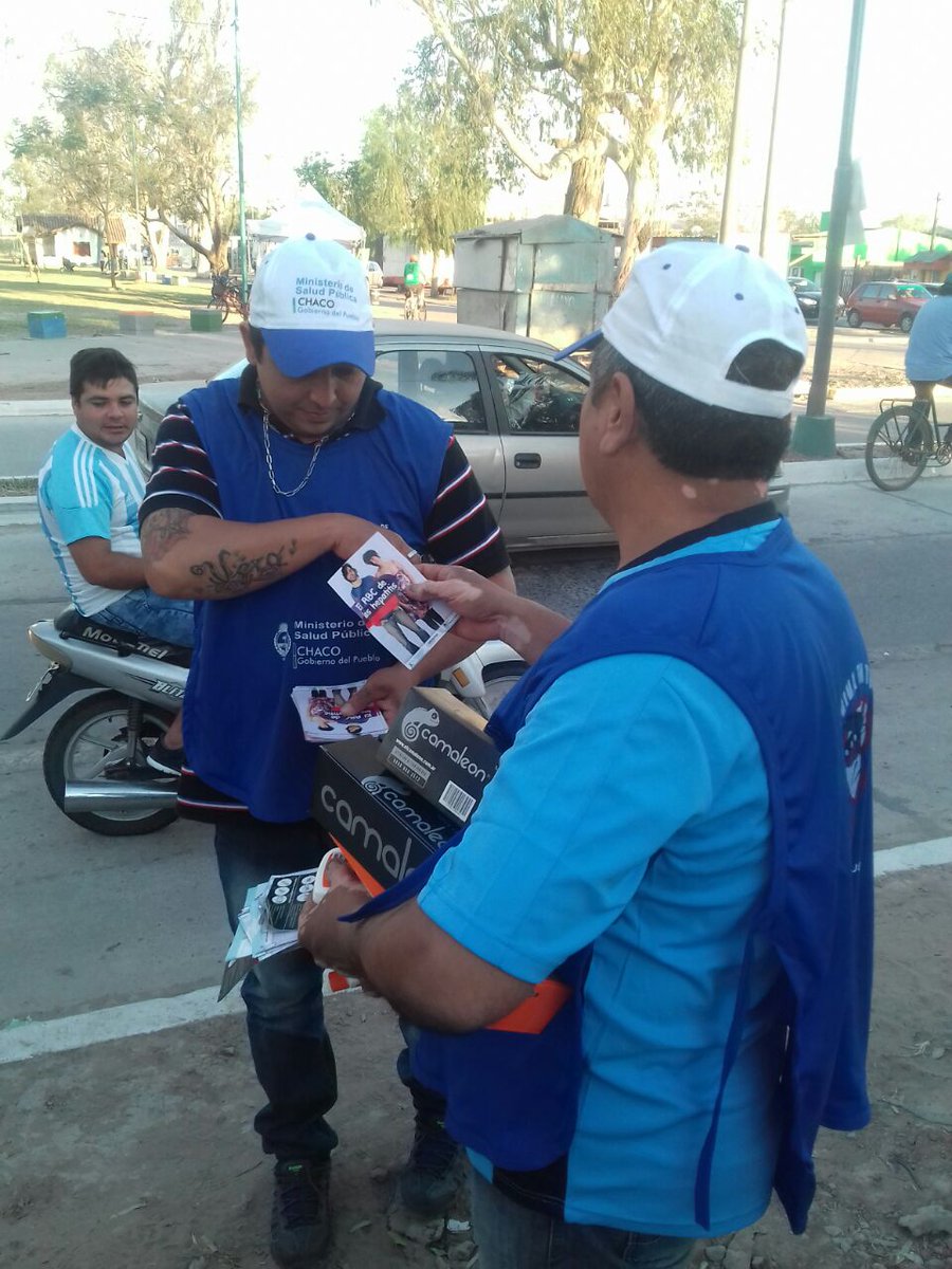maria_alaio's tweet photo. Agentes del Programa Expertos,realizando tareas de Promoción.. https://t.co/1eZzD7ik0k