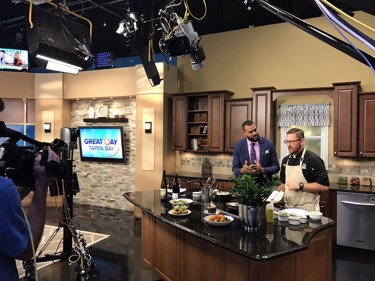 ChefRobReinsmth's tweet photo. Thank you @GreatDayTB and #michaelclayton for having me on to talk @noblecrust_wc and make bronzed salmon! 🐟 #noblefood #cheflife https://t.co/4PgFtQO8Dy
