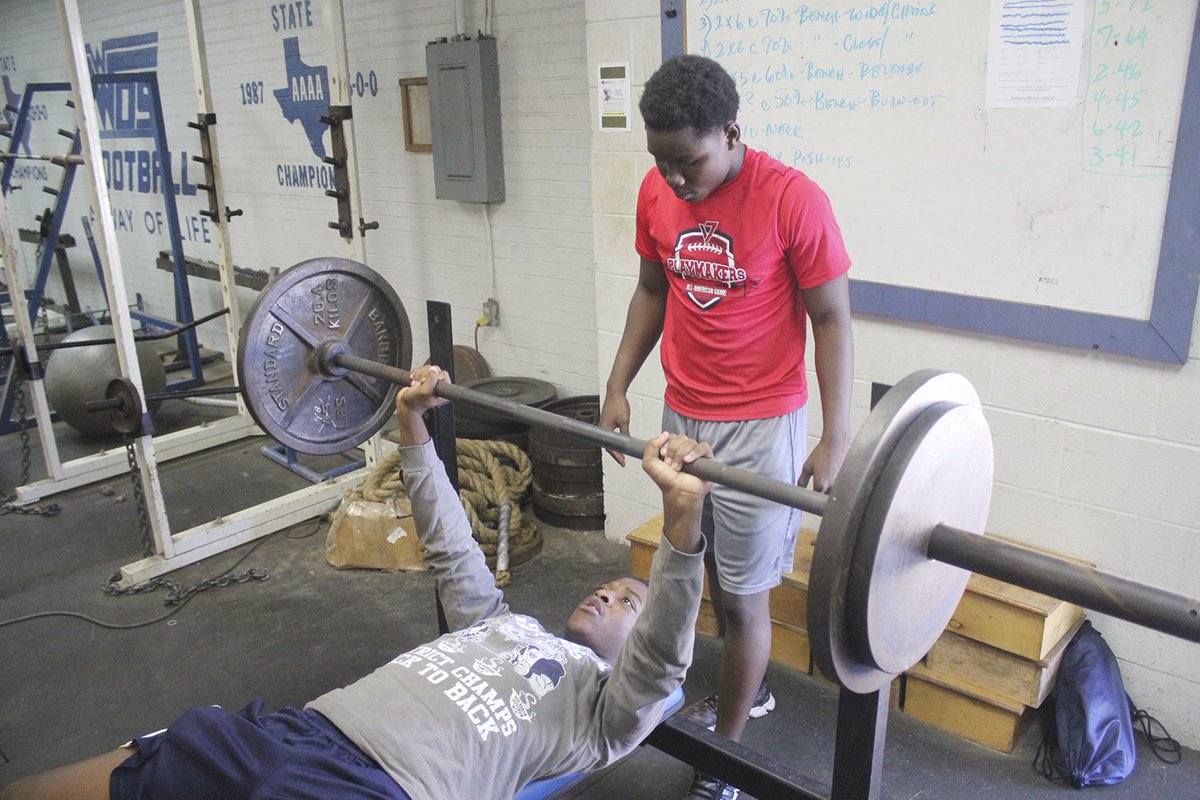 Van wade tweet media