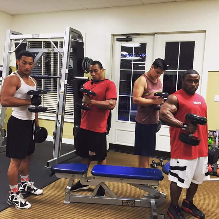 ToningByTeddy's tweet photo. #betheMotivation 
When my partner n grind shows up&amp; says today's da day 2 PAY #CTFletcher homage

#Repeat #idgt #getfit #chasers #Goodmoring https://t.co/tnAjpHZZ4K