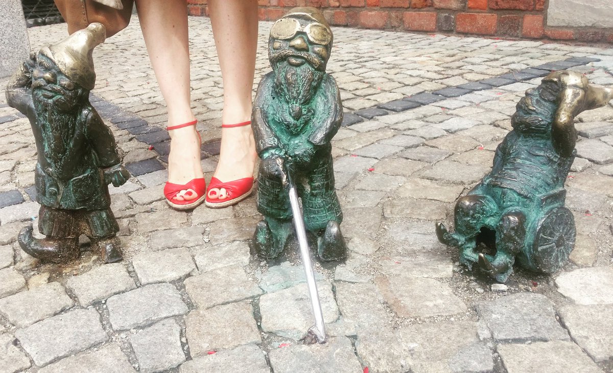 Doing small things in a great way. #littlewonders #travel #wroclaw2017