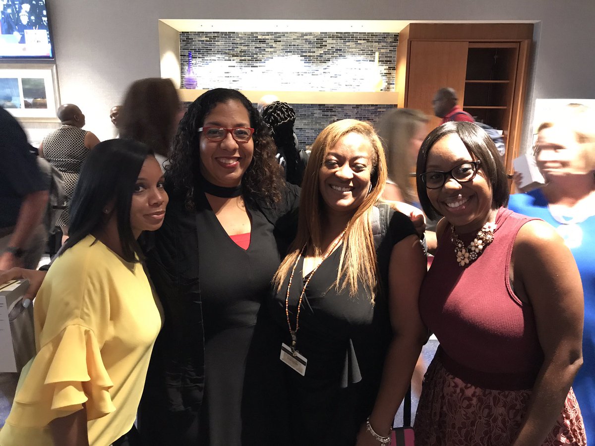 DrEthel_Lett's tweet photo. My AP's mentors #FCSBOF @AdrienneGSmith1 @angelaparhamfcs https://t.co/thuQZ8QfG7
