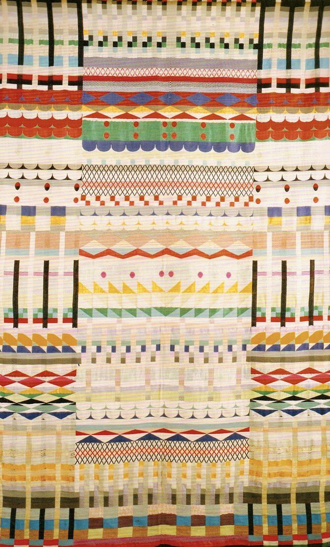 BauhausMovement's tweet photo. Gunta Stölzl, 5 Chöre 1928. German #textile artist, played a fundamental role in the development of the #Bauhaus school’s #weaving workshop. https://t.co/fpExsjy3lt