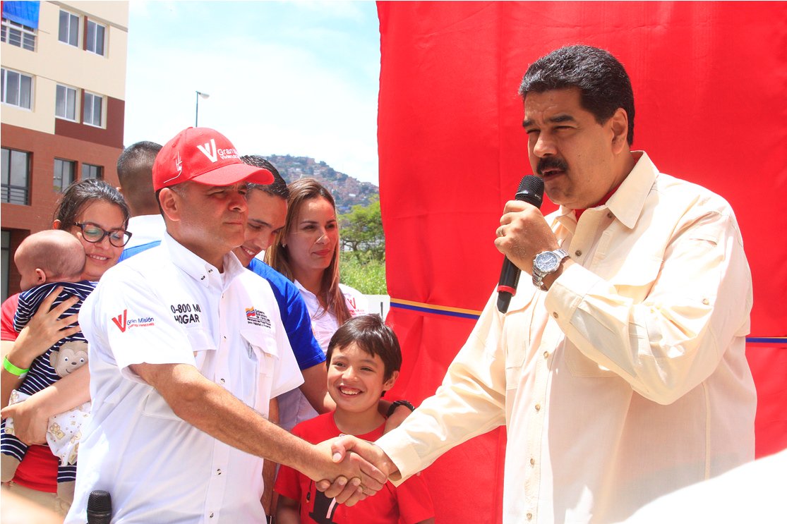 Minhvi_Oficial's tweet photo. Pdte. @NicolasMaduro: Socialismo de lo concreto, de la felicidad, del compartir, comunidades productivas https://t.co/F6mxKya33i https://t.co/sdbjrbOthq