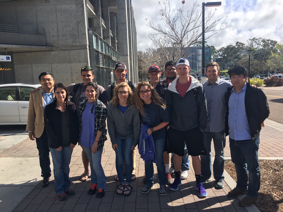 sendsandiego's tweet photo. Flashback Friday: thanks to @FBCRussellville for joining us to pray for and encourage students at UCSD. #NAMB #CTV32 #SpringBreakMissions https://t.co/eD13v0UuRy
