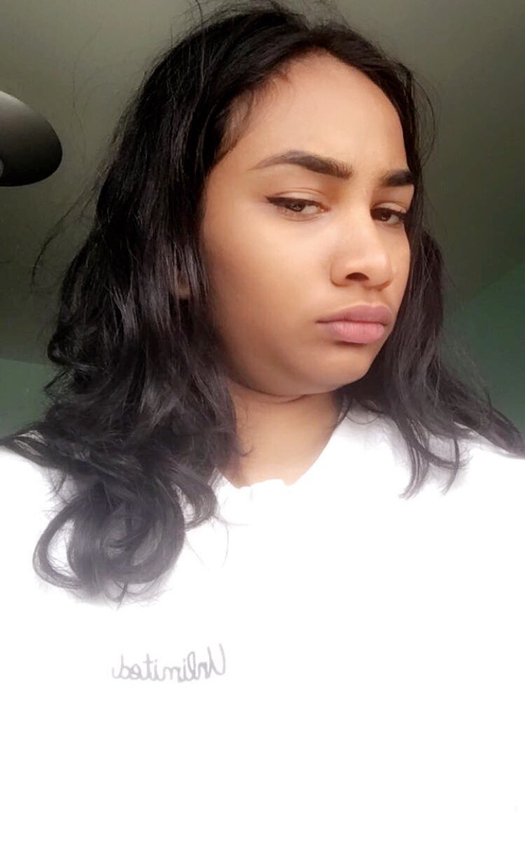 spootintaxi's tweet photo. "hey do u wanna hang out"
Me: oh idk im still tired
"please"
Me: ok,i will pick u up at 9.
[later]
"sry i cant come"
Me: 
#meme #doublechin https://t.co/b9rkHvhJmC