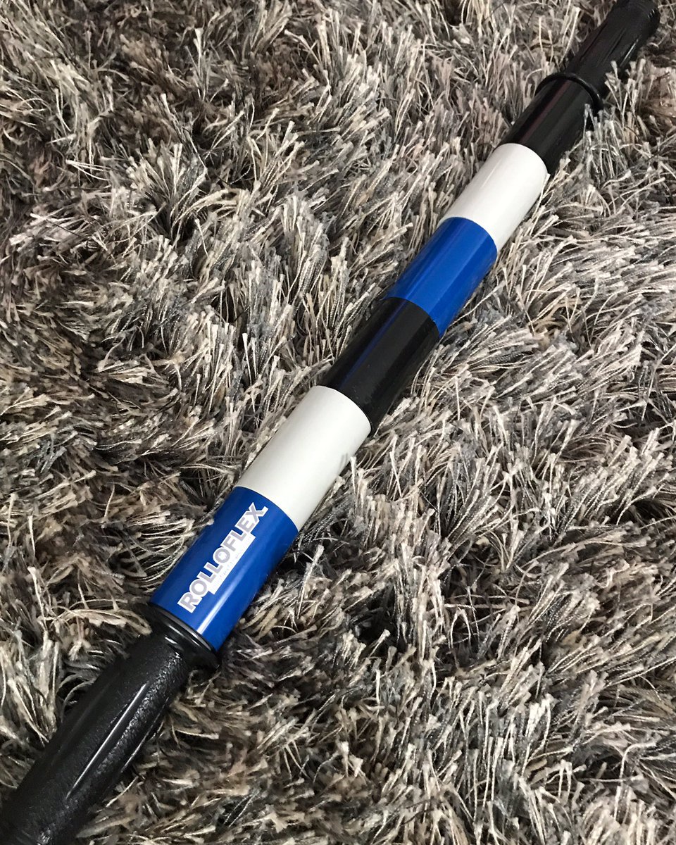RolloflexFit's tweet photo. Smooth. #MuscleRoller #custom 🔵⚪️⚫️ Begin your #recovery & design yours by clicking the link in the bio or going to https://t.co/D4ekZQPd2l https://t.co/i0cnqbSuHe