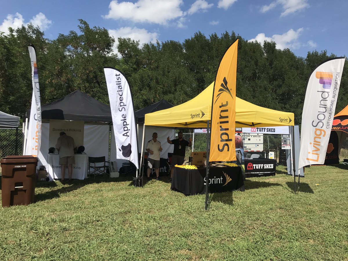 gqinict's tweet photo. Love good music, great partnerships and the best deals! @JohnnyCroney @tdown14 @TrullJonathan @PlainsRD @DamMusicFest @Living_Sound @WL_DER https://t.co/4iESImuUg6