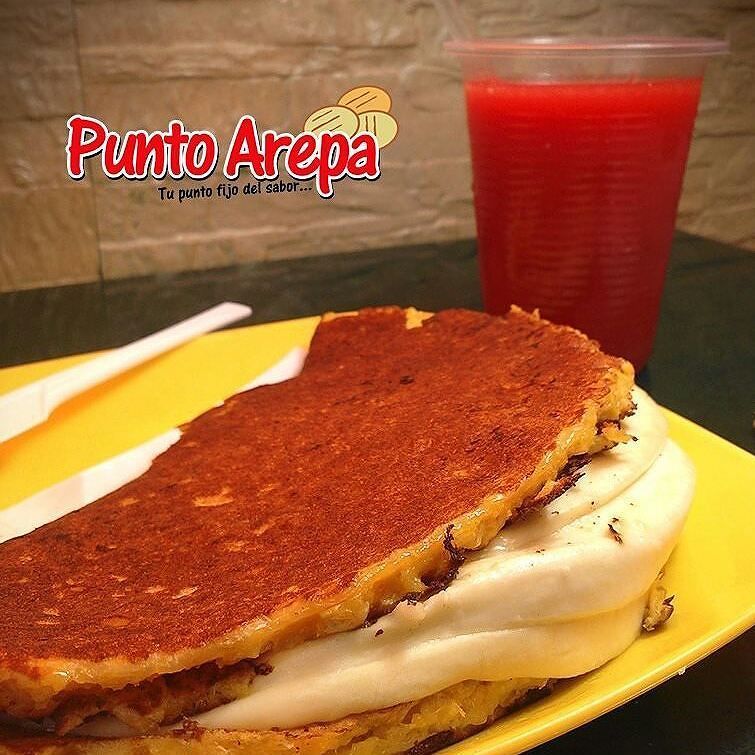 PuntoArepaPF's tweet photo. Nada tan venezolano como una rica cachapa con queso, disfruta de estos sabores criollos en tu punto fijo del sabor… https://t.co/4772fcGYtr https://t.co/qWou8ObTxJ