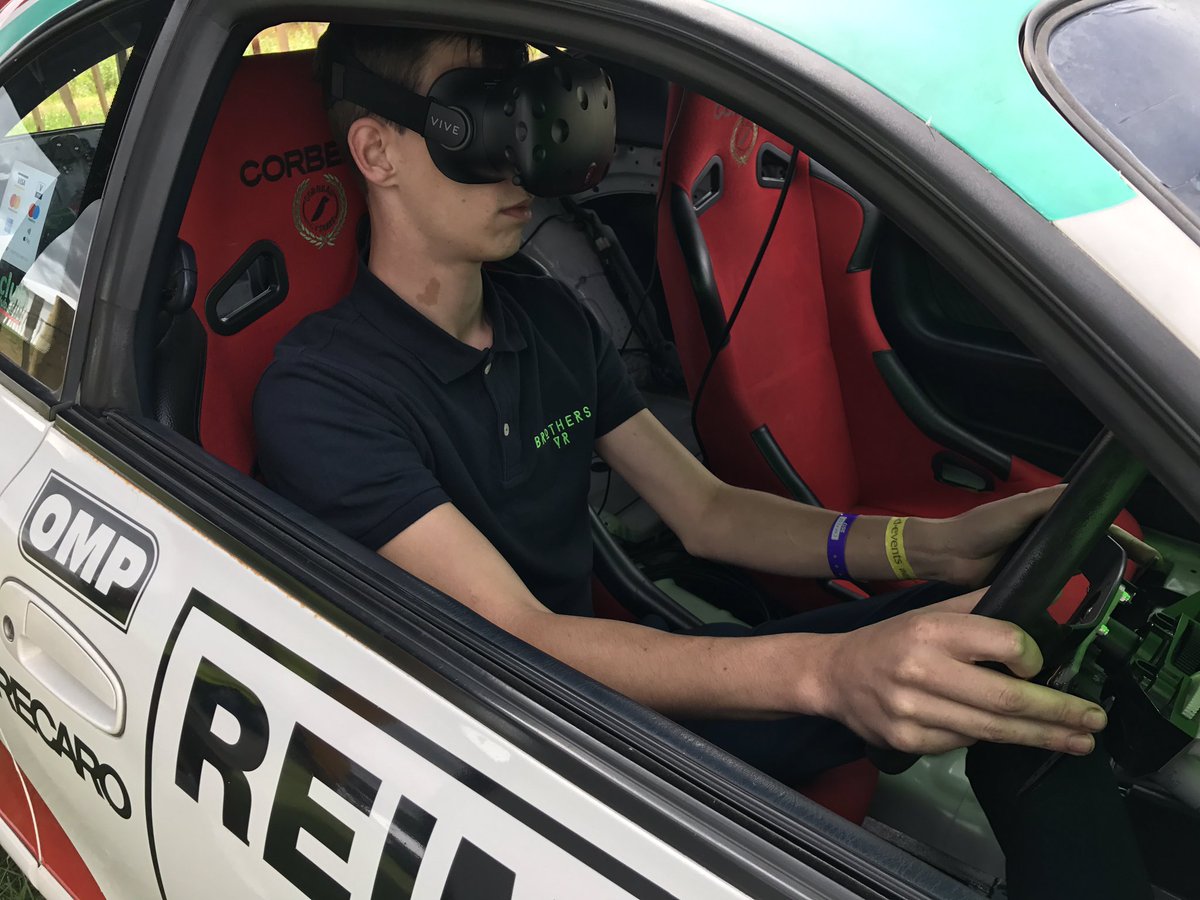 BrothersVR's tweet photo. @BrothersVR @Carfestevent #VRFUNRALLY @htcvive https://t.co/2AEgltq2Dp