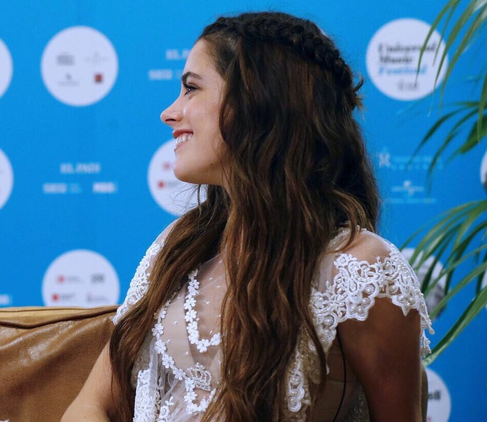 jjcxmila's tweet photo. 🏵RT si te parece linda FAV si no🏵

20. Tini https://t.co/dRoAE4OqWM